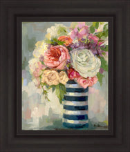 Load image into Gallery viewer, Flowers & Vase