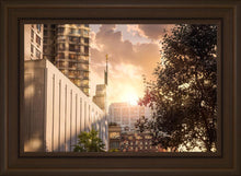 Load image into Gallery viewer, Manhattan Solace