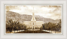 Load image into Gallery viewer, Mount Timpanogos Vintage
