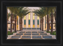 Load image into Gallery viewer, Gilbert Close Up