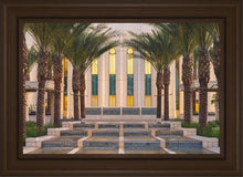 Load image into Gallery viewer, Gilbert Close Up