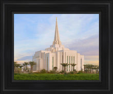 Load image into Gallery viewer, Gilbert 02