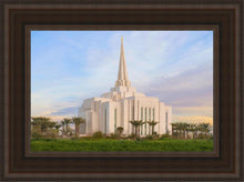 Load image into Gallery viewer, Gilbert 02