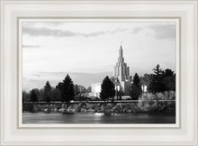 Load image into Gallery viewer, Idaho Falls B&W