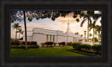Load image into Gallery viewer, Kona Sunset Panorama
