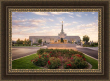 Load image into Gallery viewer, Reno Flowers