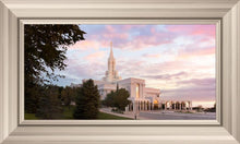 Load image into Gallery viewer, Bountiful Pastel Light