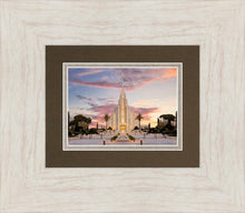Load image into Gallery viewer, Look Up