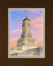 Load image into Gallery viewer, Helena Montana Look Up