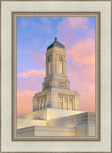 Load image into Gallery viewer, Helena Montana Look Up
