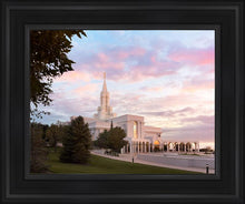 Load image into Gallery viewer, Bountiful Pastel Light