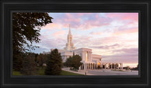 Load image into Gallery viewer, Bountiful Pastel Light
