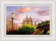 Load image into Gallery viewer, Temple Square Glorious Majesty of His Kingdom