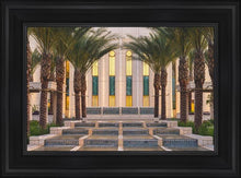 Load image into Gallery viewer, Gilbert Close Up