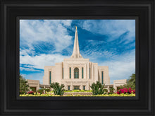 Load image into Gallery viewer, Gilbert Summer Joy