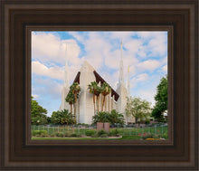 Load image into Gallery viewer, Las Vegas Daytime