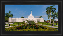 Load image into Gallery viewer, Mérida Mexico Garden Peace