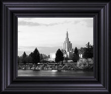 Load image into Gallery viewer, Idaho Falls B&W