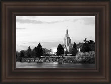 Load image into Gallery viewer, Idaho Falls B&W