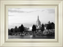 Load image into Gallery viewer, Idaho Falls B&W