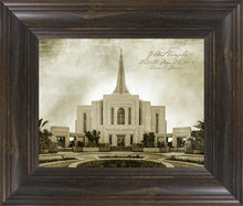 Load image into Gallery viewer, Gilbert Temple Vintage