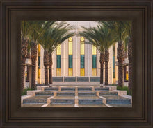 Load image into Gallery viewer, Gilbert Close Up