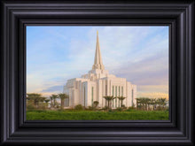Load image into Gallery viewer, Gilbert 02