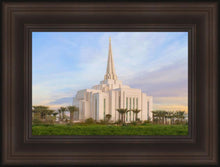 Load image into Gallery viewer, Gilbert 02