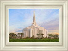 Load image into Gallery viewer, Gilbert 02