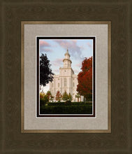 Load image into Gallery viewer, St. George Red Tree