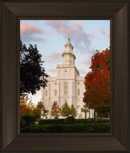 Load image into Gallery viewer, St. George Red Tree