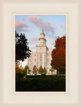 Load image into Gallery viewer, St. George Red Tree