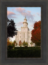 Load image into Gallery viewer, St. George Red Tree