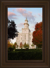 Load image into Gallery viewer, St. George Red Tree
