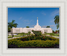 Load image into Gallery viewer, Mérida Mexico Garden Peace