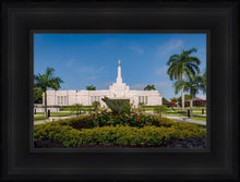 Load image into Gallery viewer, Mérida Mexico Garden Peace