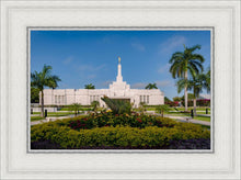 Load image into Gallery viewer, Mérida Mexico Garden Peace