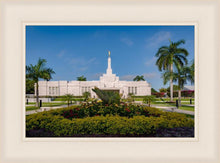 Load image into Gallery viewer, Mérida Mexico Garden Peace
