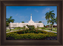 Load image into Gallery viewer, Mérida Mexico Garden Peace