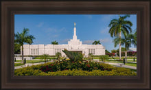 Load image into Gallery viewer, Mérida Mexico Garden Peace