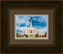 Load image into Gallery viewer, Gilbert Summer Joy