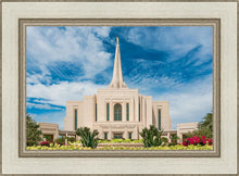Load image into Gallery viewer, Gilbert Summer Joy
