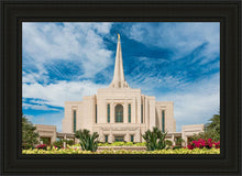 Load image into Gallery viewer, Gilbert Summer Joy
