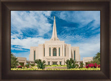 Load image into Gallery viewer, Gilbert Summer Joy