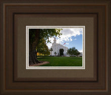 Load image into Gallery viewer, Saint George Fall Leaves