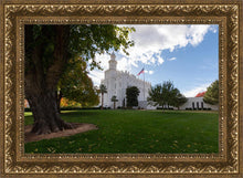 Load image into Gallery viewer, Saint George Fall Leaves