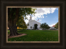 Load image into Gallery viewer, Saint George Fall Leaves