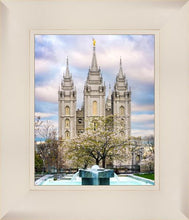 Load image into Gallery viewer, Salt Lake Temple Spring Fountain