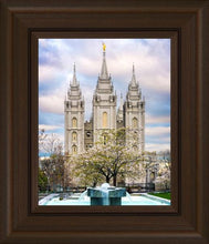 Load image into Gallery viewer, Salt Lake Temple Spring Fountain