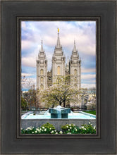 Load image into Gallery viewer, Salt Lake Temple Spring Fountain